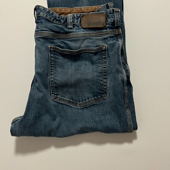 Duluth Trading Flex Ballroom Jeans Medium Wash Utility Casual Men's size 40x32 - Picture 1 of 9